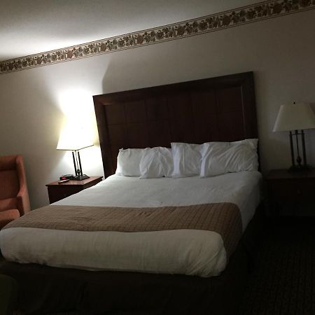 Best Value Inn & Suites Parry Sound Bagian luar foto
