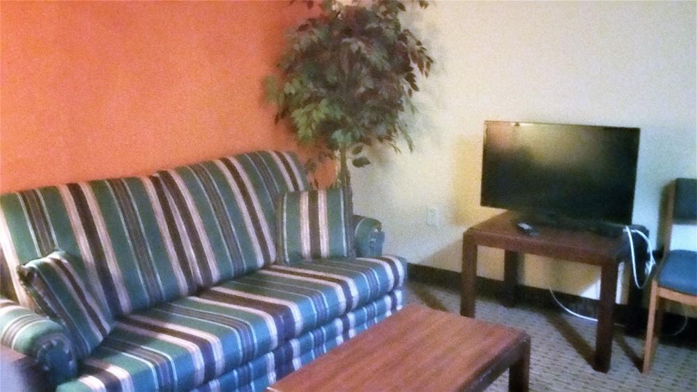Best Value Inn & Suites Parry Sound Bagian luar foto