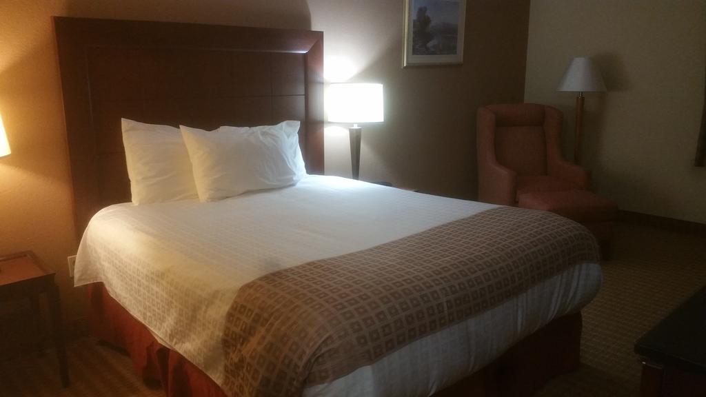 Best Value Inn & Suites Parry Sound Bagian luar foto