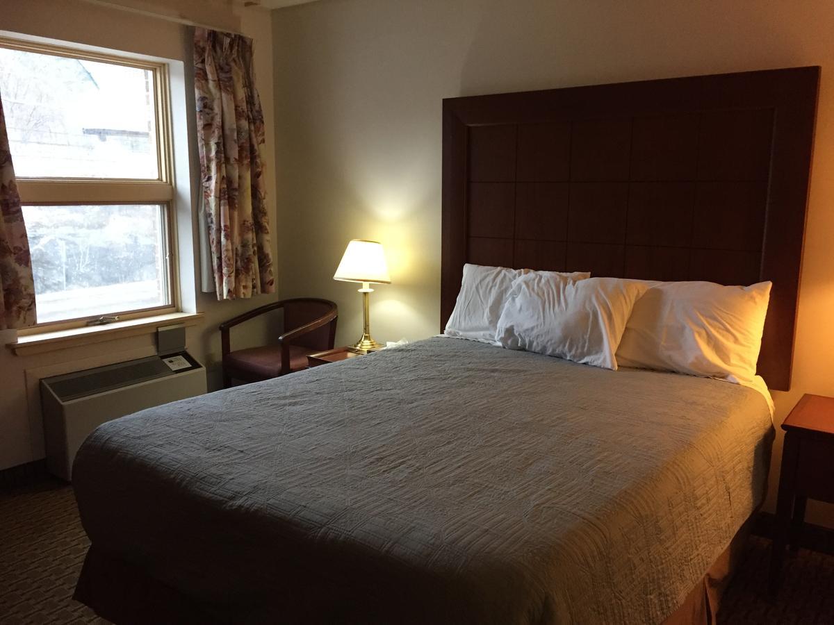 Best Value Inn & Suites Parry Sound Bagian luar foto