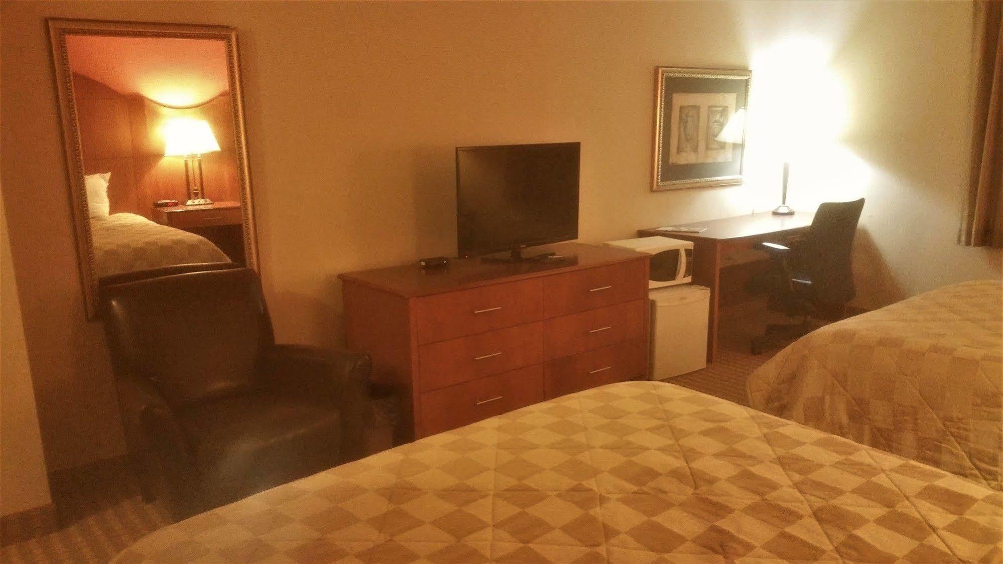 Best Value Inn & Suites Parry Sound Bagian luar foto