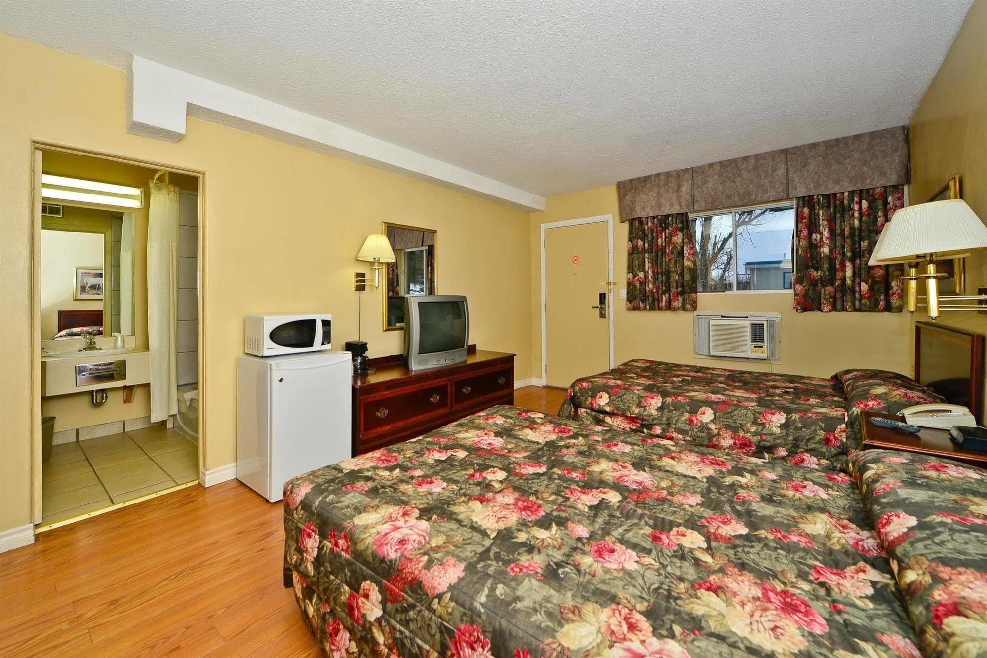 Best Value Inn & Suites Parry Sound Bagian luar foto