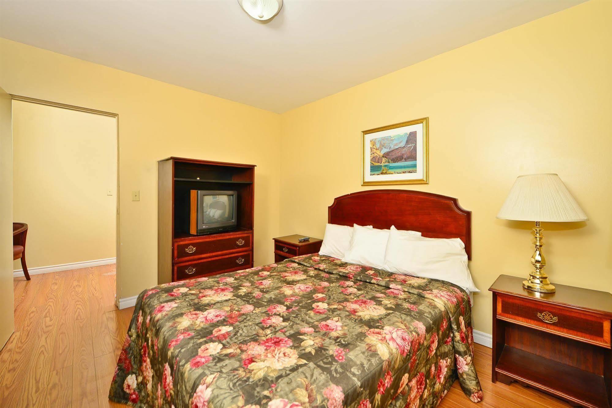 Best Value Inn & Suites Parry Sound Bagian luar foto